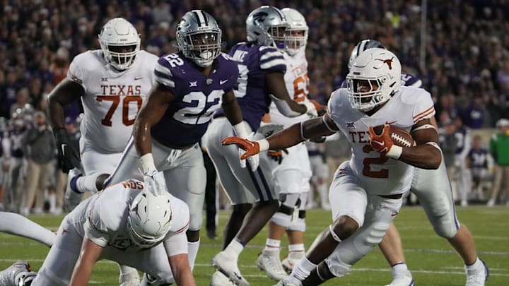 Texas Longhorns running back Roschon Johnson (2) carries the ball during the Texas Longhorns
