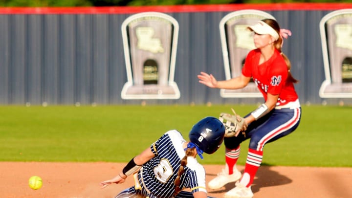 North DeSoto (red jerseys) softball vs. D'Arbonne Woods Charter 