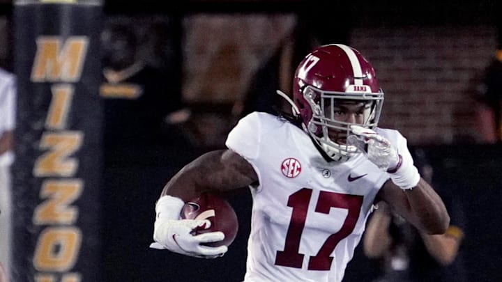 Sep 26, 2020; Columbia, Missouri, USA; Alabama Crimson Tide wide receiver Jaylen Waddle (17) runs the ball during the game against the Missouri Tigers at Faurot Field at Memorial Stadium. Mandatory Credit: Denny Medley-Imagn Images