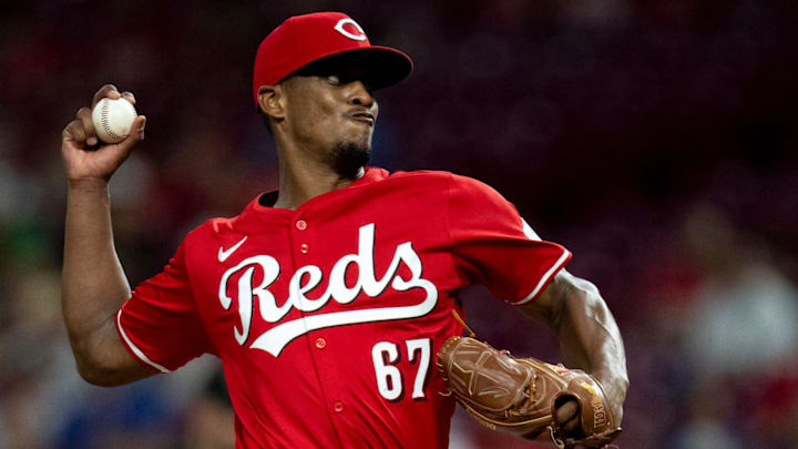 Cincinnati Reds pitcher Yosver Zulueta (67) delivers a pitch in the ninth inning of the MLB game between the Cincinnati Reds and the Chicago Cubs at Great American Ballpark in Cincinnati on Wednesday, July 31, 2024.