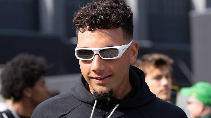 oregon ducks transfer quarterback dylan raiola oregon ducks transfer quarterback dylan raiola