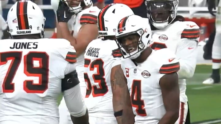 Watson struggled in the first half against the Raiders.