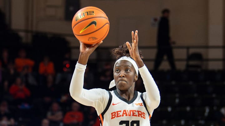 Oregon State's Catarina Ferreira (30) shoots the ball during an NCAA basketball game at Gill Coliseum on Thursday, Jan. 9, 2025, in Corvallis, Ore.