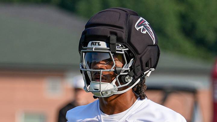 Atlanta Falcons cornerback C.J. Henderson