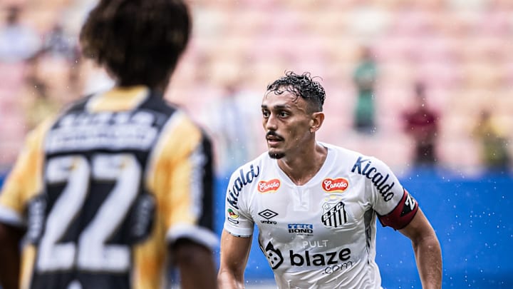 Diego Pituca é um dos líderes do elenco do Santos