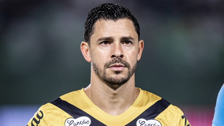 Giuliano fez 12 gols no Santos em 2024