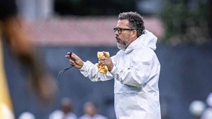 Cléber Xavier comandou jogo-treino no Santos