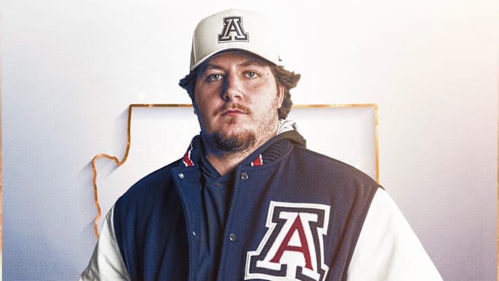 Zach Henning will transfer from the UW to Arizona.