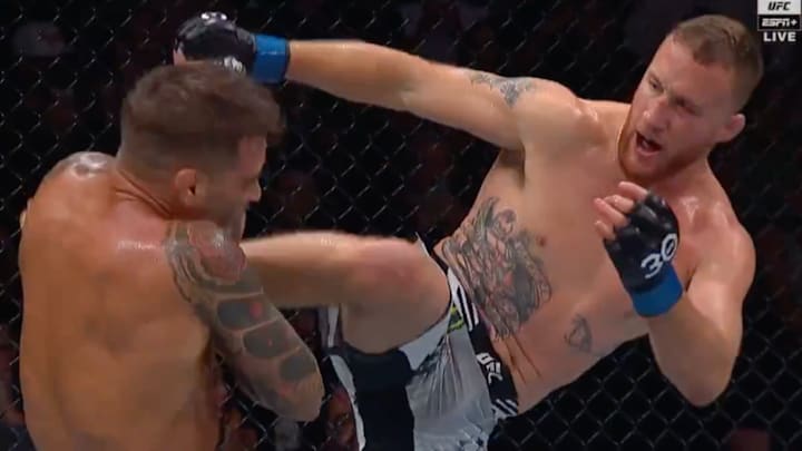 Justin Gaethje knocks out Dustin Poirier