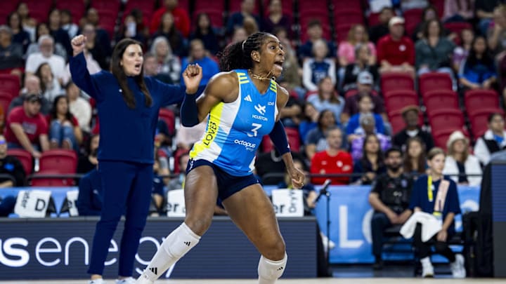 LOVB Houston coach Sanja Tomašević (left) and middle blocker Amber Igiede (right) versus LOVB Nebraska.