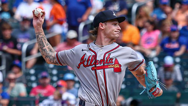 Jul 29, 2026; New York City, New York, USA;  Atlanta Braves pitcher AJ Smith-Shawver (32) delivers a pitch during the fourth inning against the New York Mets at Citi Field. Mandatory Credit: Vincent Carchietta-Imagn Images