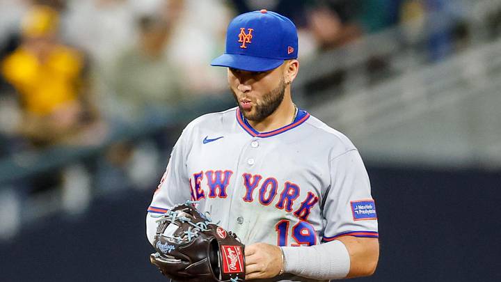 Jun 6, 2026; San Diego, California, USA; New York Mets shortstop Bo Bichette (19) reacts after making a play during the fifth inning against the San Diego Padres at Petco Park. Mandatory Credit: David Frerker-Imagn Images Jun 6, 2026; San Diego, California, USA; New York Mets shortstop Bo Bichette (19) reacts after making a play during the fifth inning against the San Diego Padres at Petco Park. Mandatory Credit: David Frerker-Imagn Images