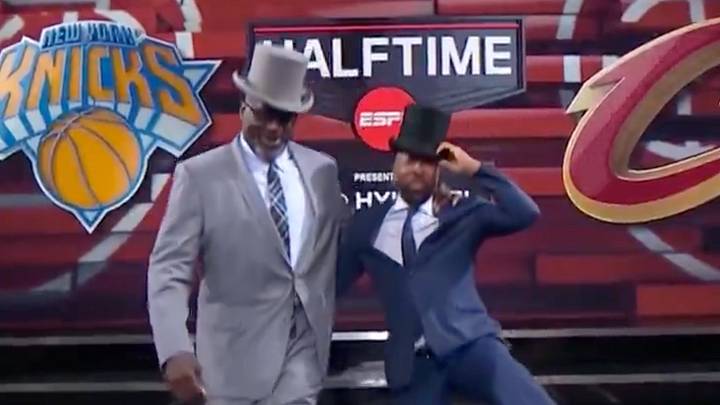 Shaquille O’Neal and Kenny Smith gave us a song and dance at halftime of the Knicks’ blowout win against the Cavaliers on Monday. Shaquille O’Neal and Kenny Smith gave us a song and dance at halftime of the Knicks’ blowout win against the Cavaliers on Monday.
