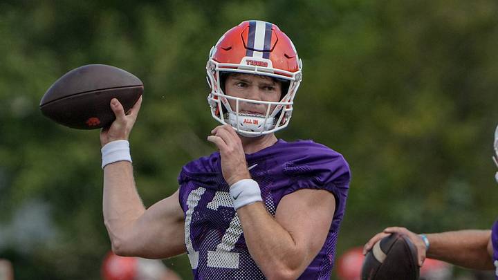 Clemson quarterback Christopher Vizzina continues to lead the position battle ahead of the 2026 season. Clemson quarterback Christopher Vizzina continues to lead the position battle ahead of the 2026 season.