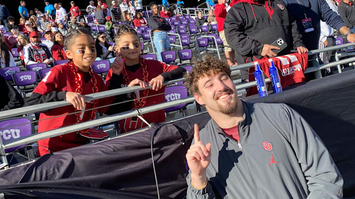 Oklahoma linebacker Danny Stutsman Oklahoma linebacker Danny Stutsman