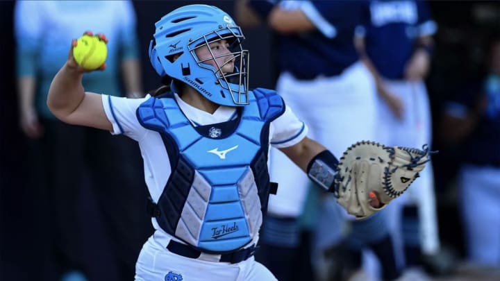 Isabela Emerling Isabela Emerling