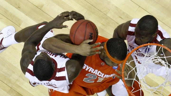 Former Syracuse basketball big man Arinze Onuaku is coming back home to be an assistant at the 'Cuse under Gerry McNamara.