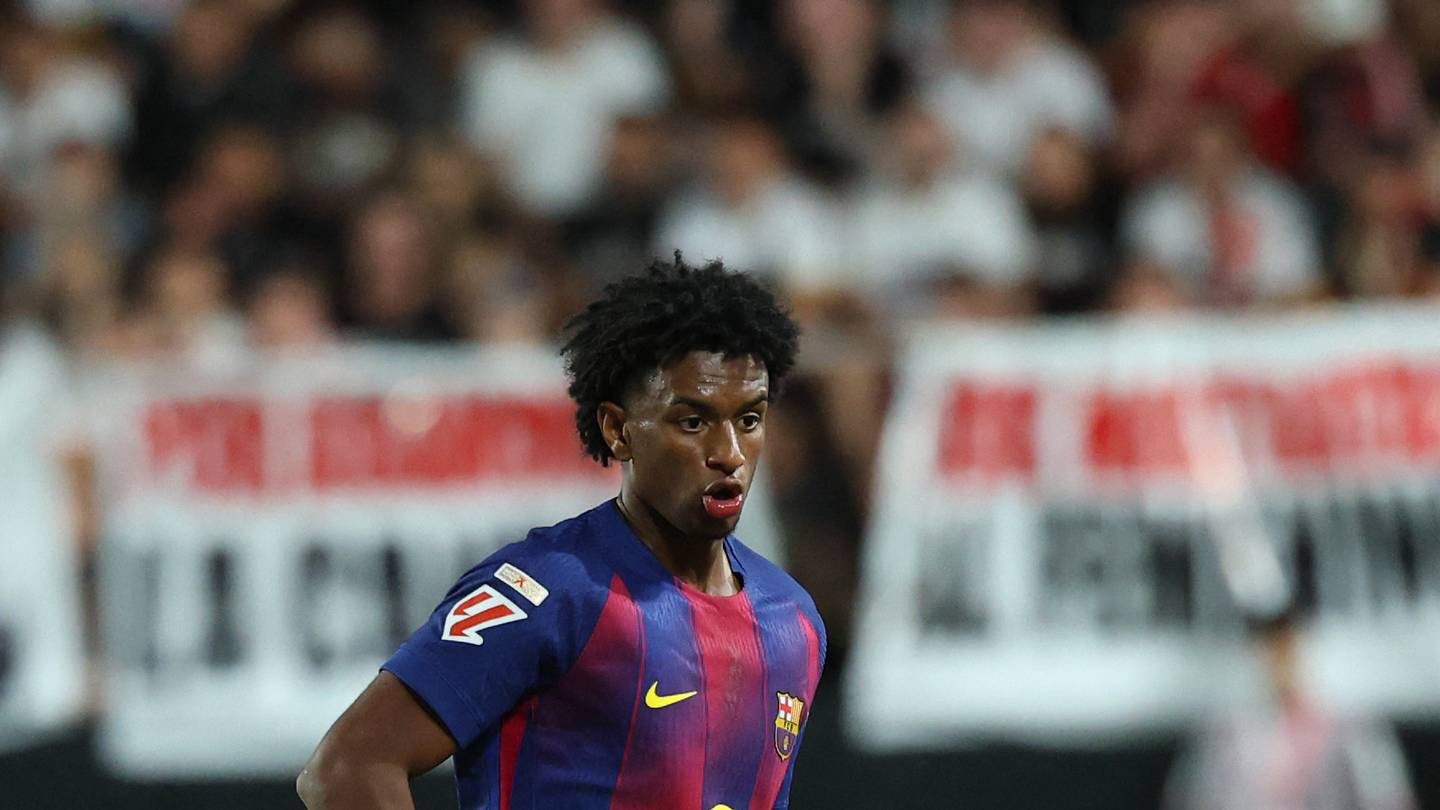 Barcelona Faces Valencia Amidst Injuries and Lineup Changes