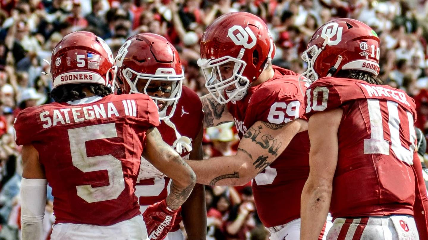 Oklahoma's First Trip Between the Hedges Becomes Another SEC Litmus Test