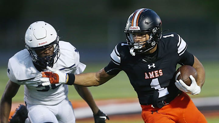 Jeffrey Roberts from Ames committed to Iowa State football for the 2026 season.