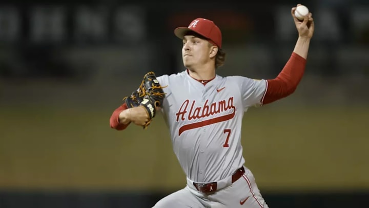 Alabama Baseball Player Matthew Heiberger (7) in action against UAB at Young Memorial Field in Birmingham, AL on Tuesday, Apr 14, 2026.