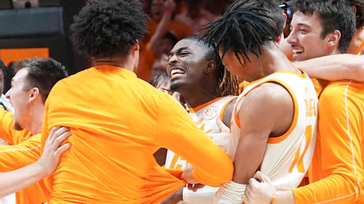 Tennessee's Jahmai Mashack (15) celebrates with teammates after a men’s college basketball game between Tennessee and Alabama at Thompson-Boling Arena at Food City Center, Saturday, March 1, 2025.