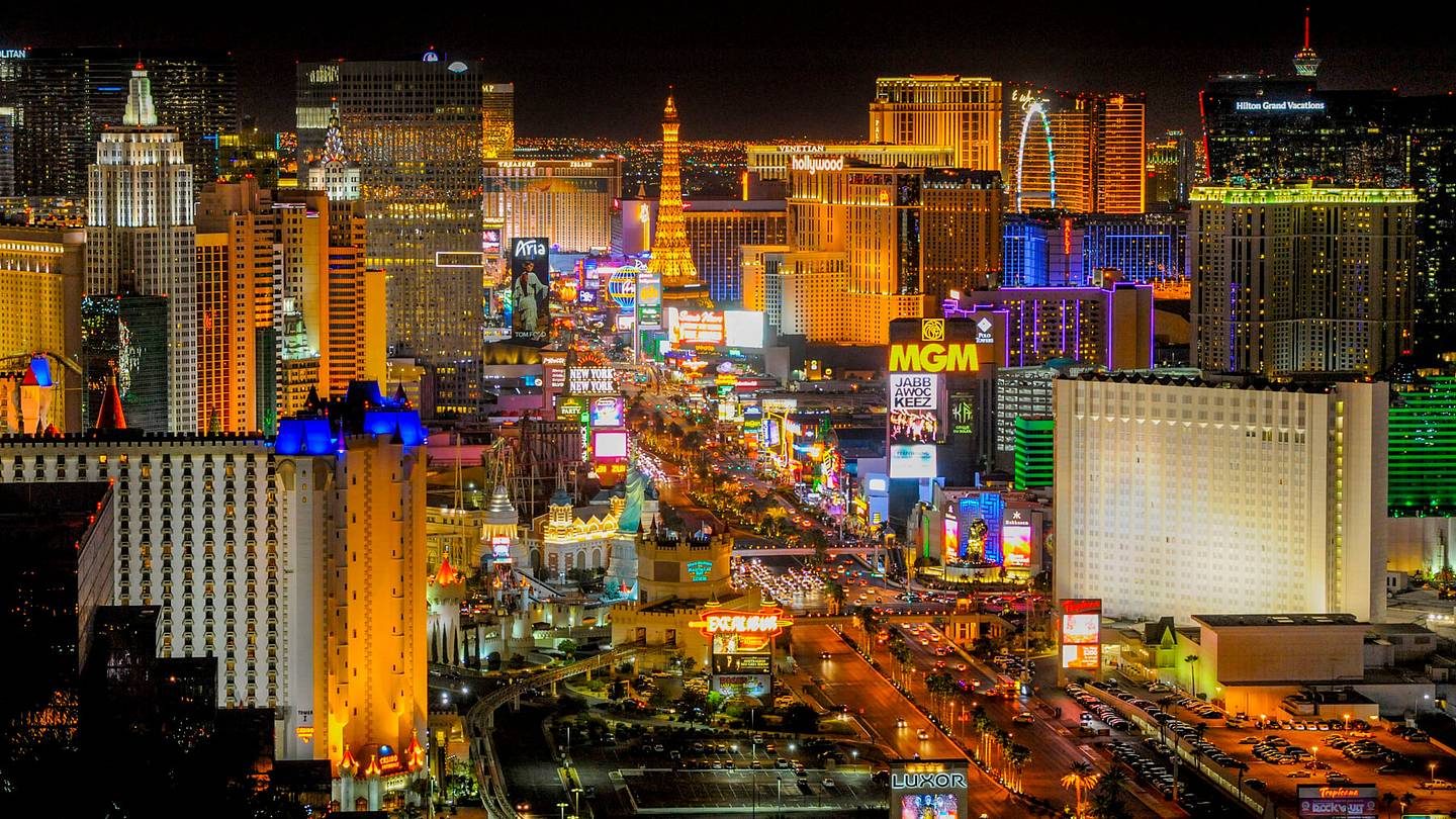 Where Is No. 1 St. John Bosco Staying In Las Vegas To Play Bishop Gorman?