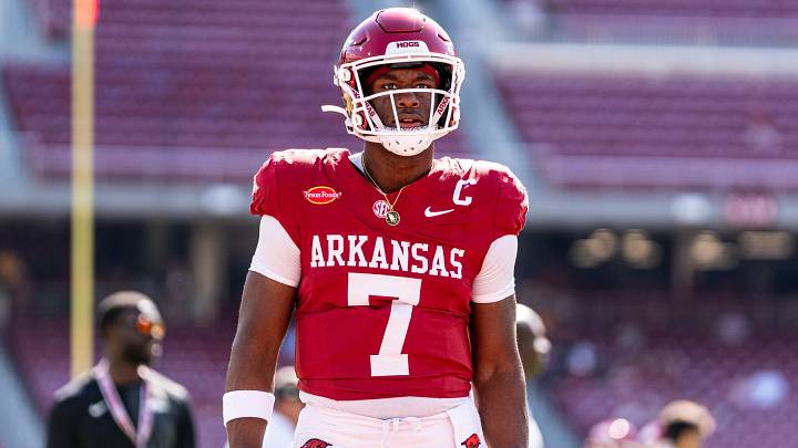 Arkansas Razorbacks quarterback KJ Jackson warms up prior to game against Tennessee Volunteers. Arkansas Razorbacks quarterback KJ Jackson warms up prior to game against Tennessee Volunteers.