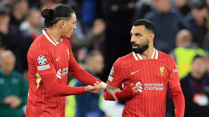 Mohamed Salah (right) took to social media with a message for Darwin Núñez.