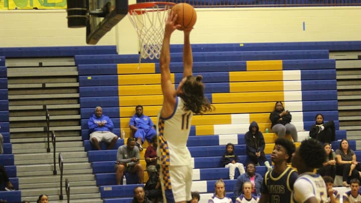 Sophomore guard Kade Manley poured in 26 points, including an impressive eight 3-pointers, and added four rebounds, three assists and three steals to help the Buccaneers overpower Cocoa, 72-44, in the Mainland Holiday Shootout.