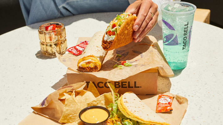 Taco Bell $7 Luxe Cravings Box - credit: Taco Bell