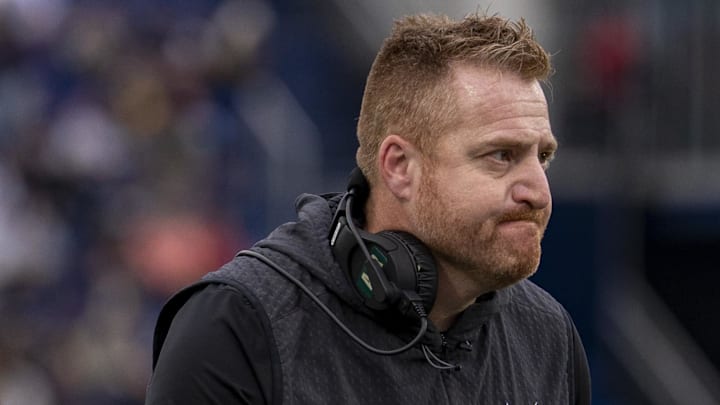 Alex Golesh reportedly will not decide whether to take an offer from Arkansas until this weekend