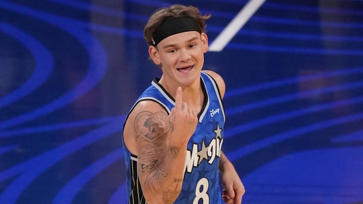 McClung reacts in the slam dunk competition. 