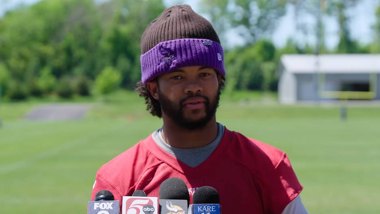 Vikings OTA Recap: Both QBs Play Well, Kyler Murray Wows With Deep Ball