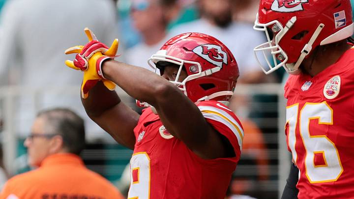 Sep 27, 2026; Miami Gardens, Florida, USA; Kansas City Chiefs running back Kenneth Walker III (9) celebrates after scoring a touchdown against the Miami Dolphins during the first quarter at Hard Rock Stadium. Mandatory Credit: Sam Navarro-Imagn Images Sep 27, 2026; Miami Gardens, Florida, USA; Kansas City Chiefs running back Kenneth Walker III (9) celebrates after scoring a touchdown against the Miami Dolphins during the first quarter at Hard Rock Stadium. Mandatory Credit: Sam Navarro-Imagn Images