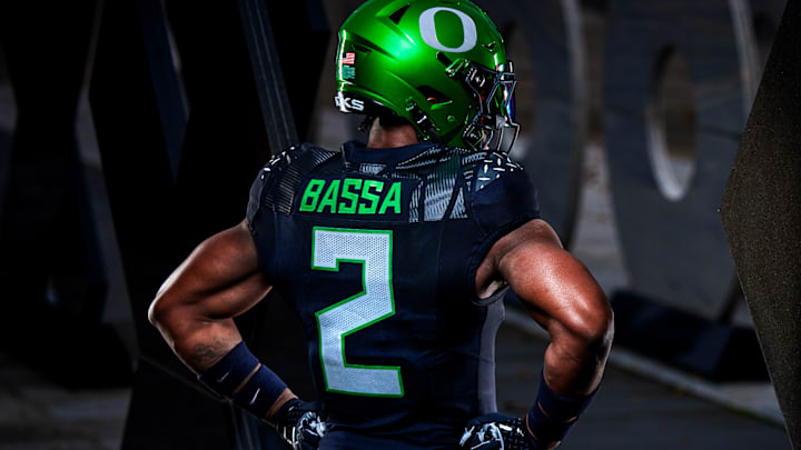 Senior Linebacker Jeffrey Bassa models Oregon Duck Football's "Fly Era" inspired uniforms for the 2024 Big Ten Championship game. Credit: @goducks on "X" (formerly Twitter). Senior Linebacker Jeffrey Bassa models Oregon Duck Football's "Fly Era" inspired uniforms for the 2024 Big Ten Championship game. Credit: @goducks on "X" (formerly Twitter).