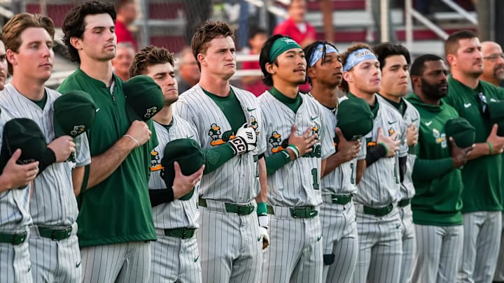 Tulane baseball team during National Anthem