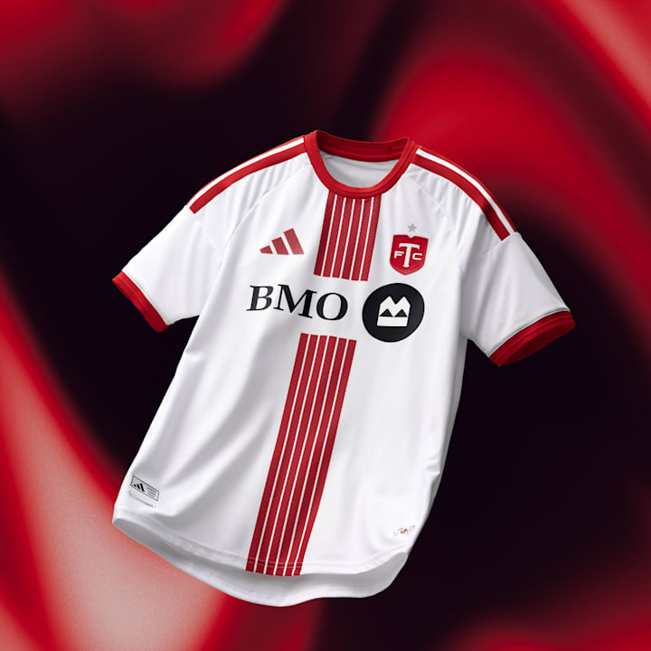 เครื่องแบบ Toronto FC 2026 เครื่องแบบ Toronto FC 2026