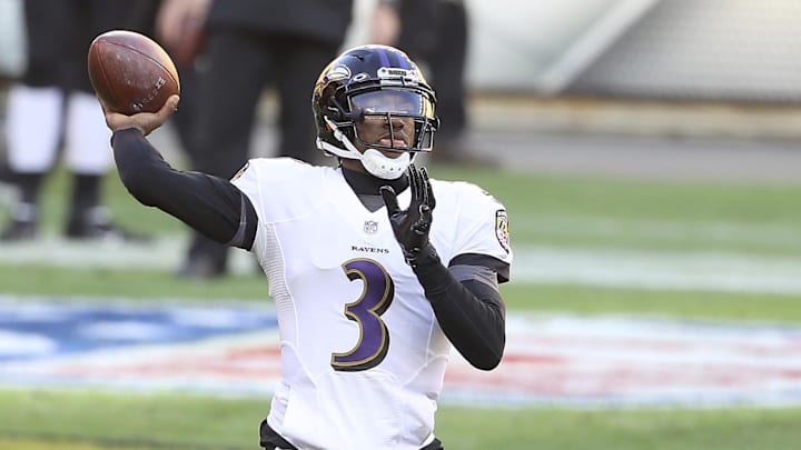 Dec 2, 2020; Pittsburgh, Pennsylvania, USA;  Baltimore Ravens quarterback Robert Griffin III (3) warms up before playing the Pittsburgh Steelers at Heinz Field. Mandatory Credit: Charles LeClaire-Imagn Images