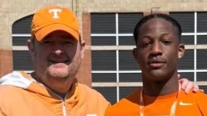 Jakye Beard and Tennessee Head Coach Josh Heupel