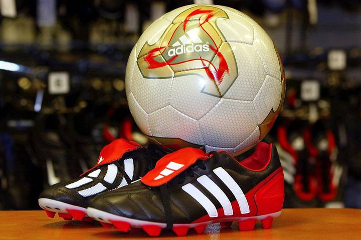 adidas Predator Mania