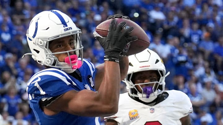 Indianapolis Colts wide receiver Josh Downs (1) catches a pass, scoring a touchdown against the Arizona Cardinals during a game on Sunday, Oct. 12, 2025, at Lucas Oil Stadium in Indianapolis. The Colts defeated the Cardinals 31-27.