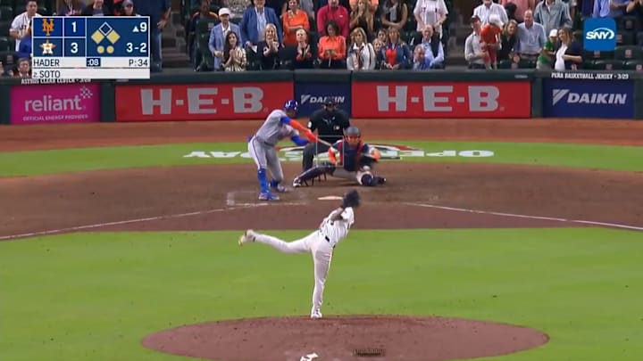Houston Astros closer Josh Hader strikes out New York Mets slugger Juan Soto.