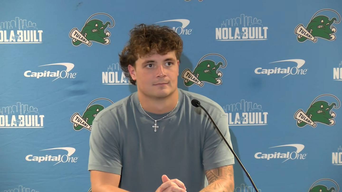 Losing the Starting QB Role, then Getting it Back: Semonza Feels There's More to Get Done