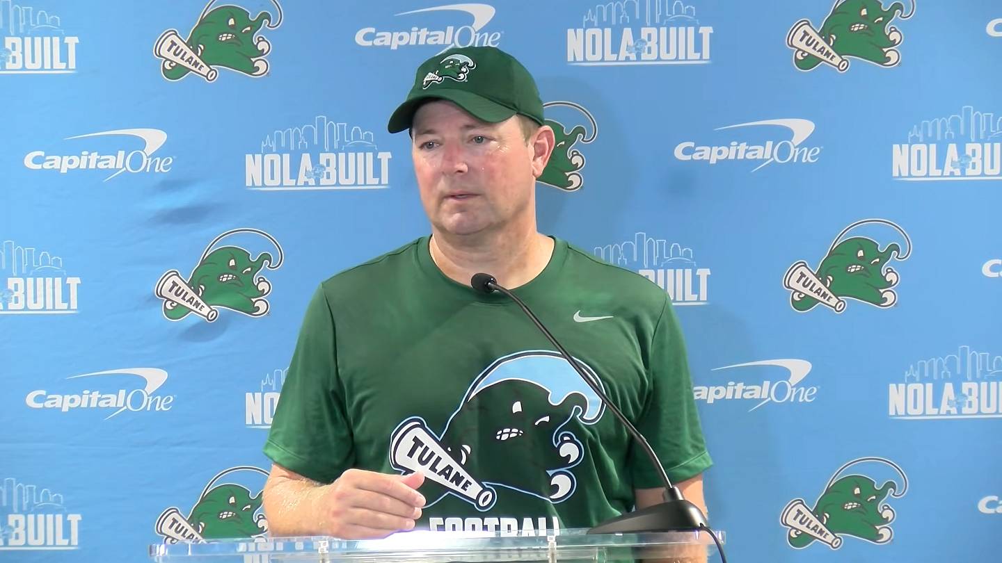 Hall Prepares for Kansas State, Speaks to Injury Concern