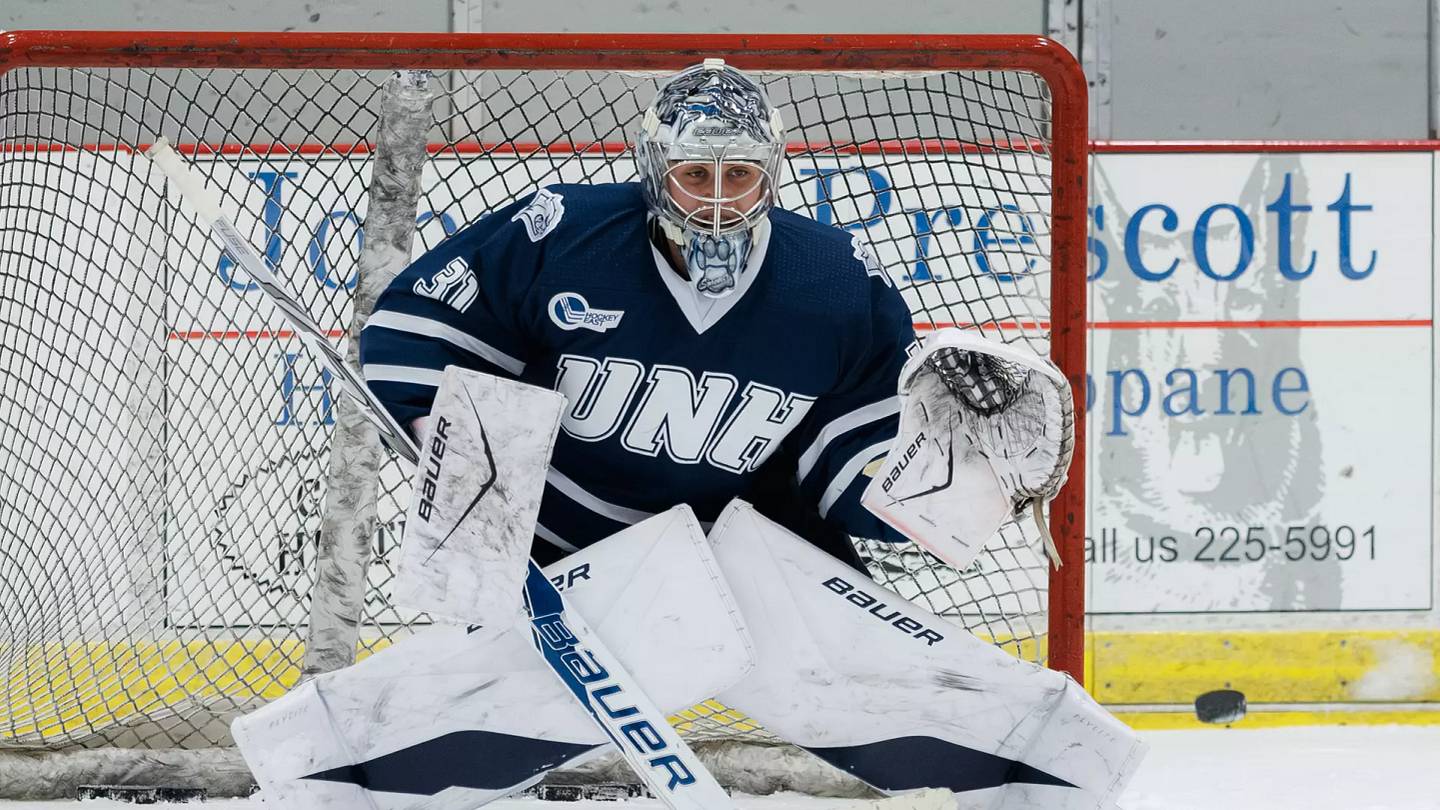 For Second-Straight Year UNH Stuns No. 2 Michigan St., Caps Wild Day in Hockey: Puck Drop