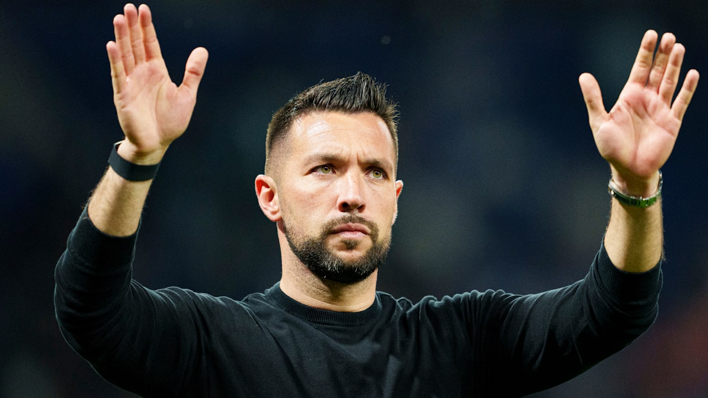 Chelsea Sent Clear Two-Word Message by Exciting Manager Target