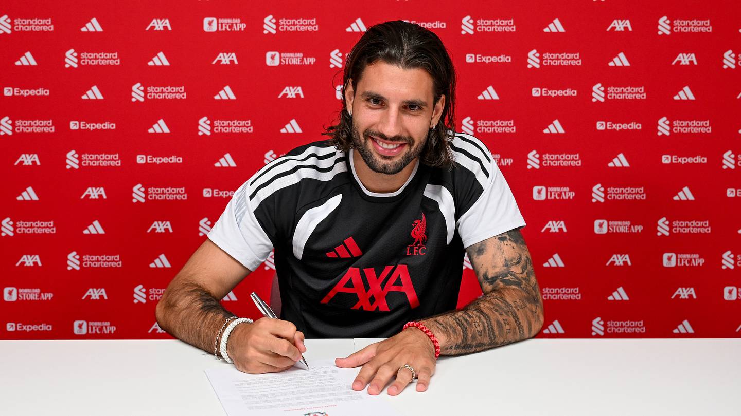 Photo: si.com Dominik Szoboszlai Signs New Five-Year Contract to Stay at Liverpool Until 2031