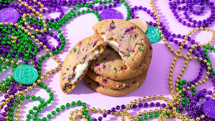 Mardi Gras cookie