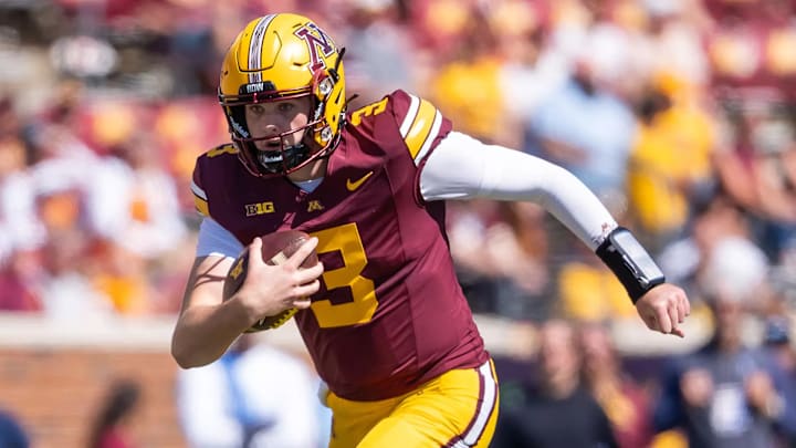 Drake Lindsey debuts as the Gophers' starting quarterback in 2025.
